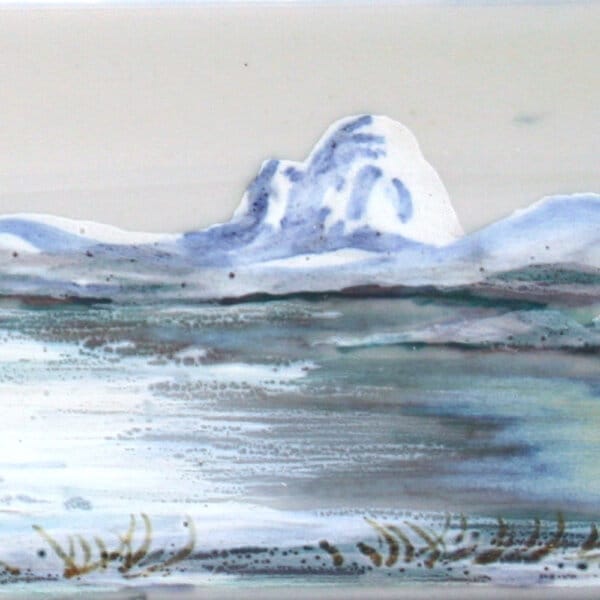 Small Round Stand - Snowscape